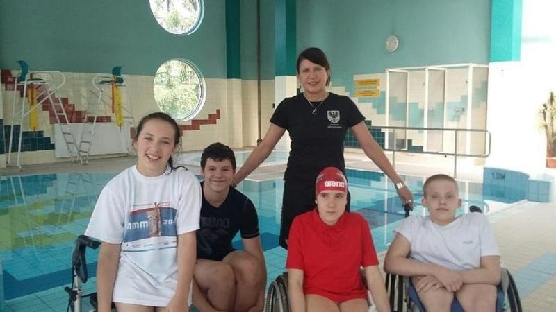 Przyjaciele z pomocą dla Wojtka. W Chełmku trwa wielka akcja wsparcia dla chorego na raka 14-latka