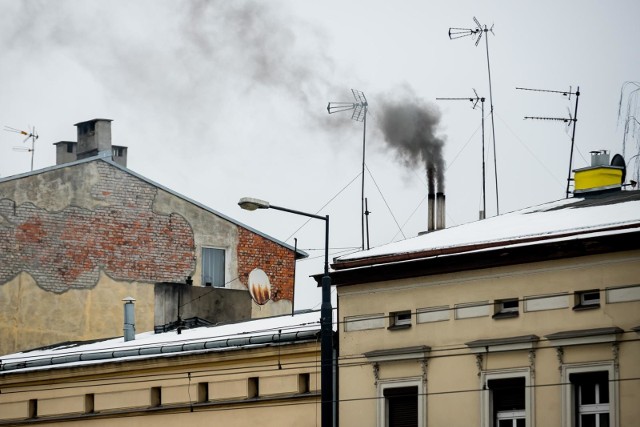 Bydgoskie Centrum Zarządzania Kryzysowego informuje, że w dniu 18 lutego 2021 r. na części terenu miasta Bydgoszczy (Bocianowo) istnieje ryzyko przekroczenia poziomu informowania (100 µg/m3) dla pyłu zawieszonego PM10 w powietrzu.