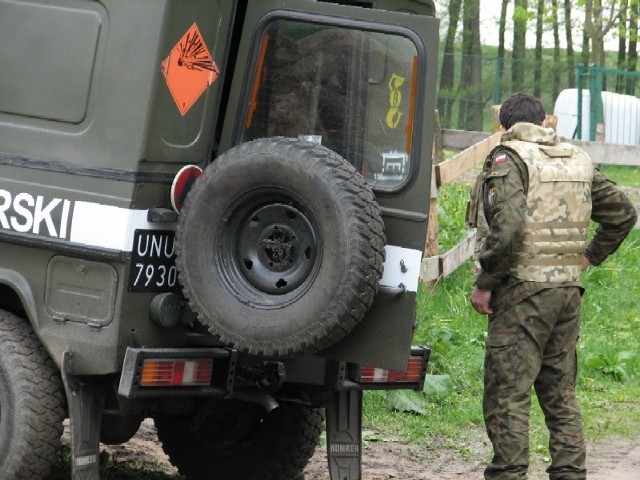 Na miejsce przybył patrol saperski