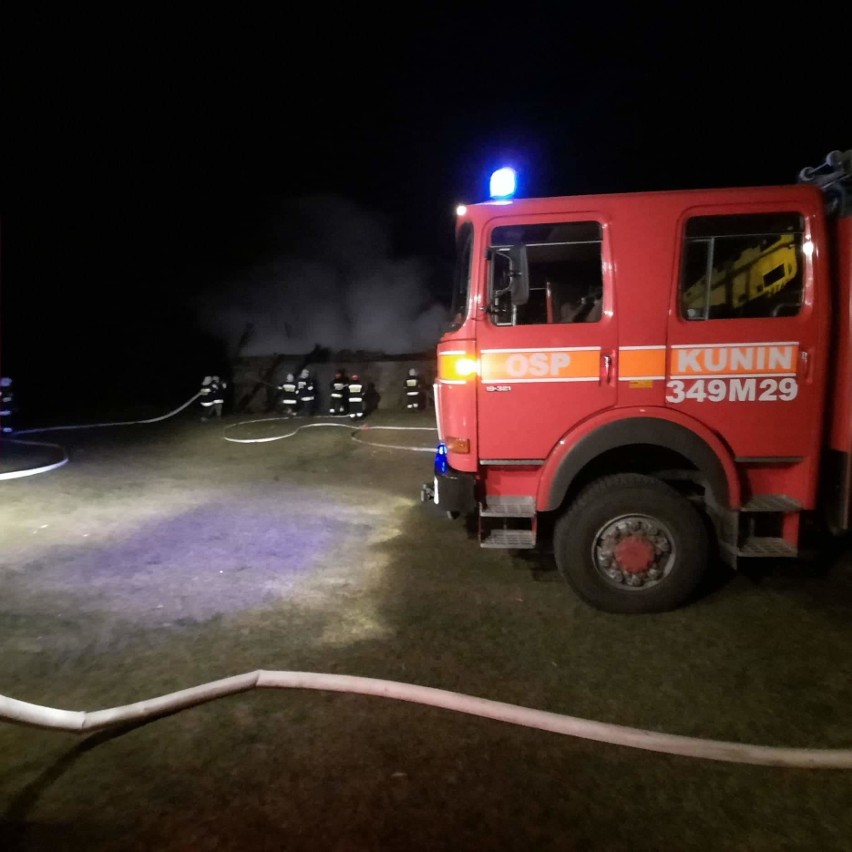 Pożar w Ponikwi Dużej. Ogień gasiło kilka jednostek strażackich, 4.12.2020