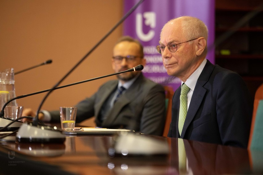 Herman Van Rompuy, były premier Belgii i przewodniczący Rady...