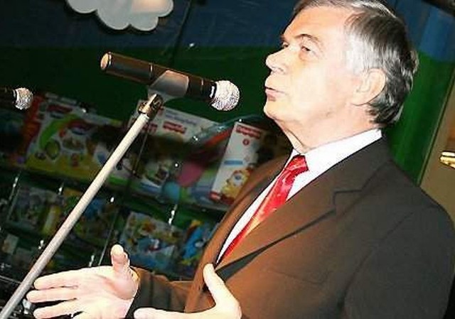 Andrzej Pałucki  oficjalnie nie zdeklarował, że interesuje go trzecia kadencja.