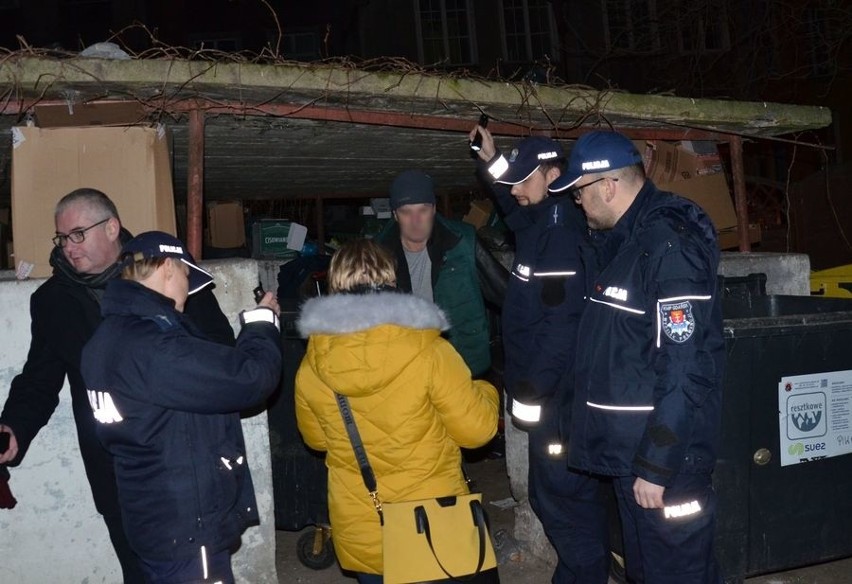 Akcja liczenia bezdomnych w Gdańsku w nocy z 13 na...