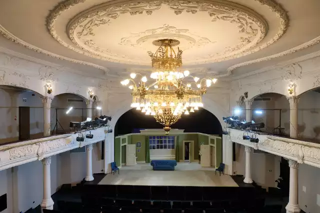 Teatr Nowy w Zabrzu otwiera się dla widzów po gruntownym remoncie. Zobacz kolejne zdjęcia >>>