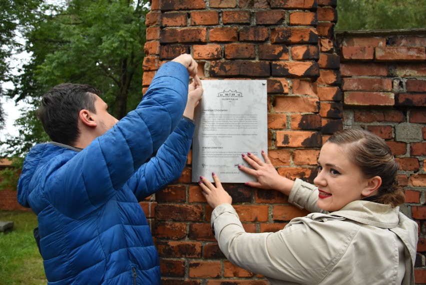 Stowarzyszenie Gliwicka 66 stara się ocalić cmentarz...