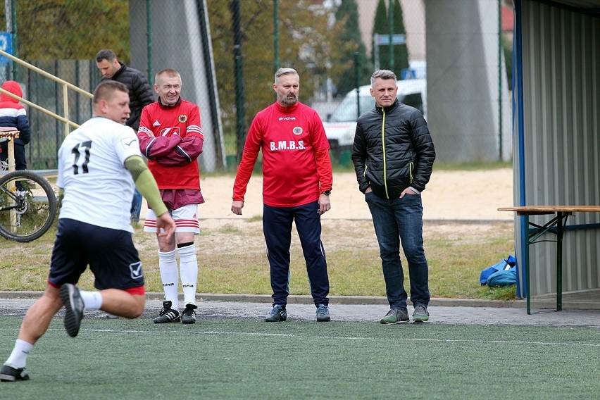 Zakończenie sezonu 2021 Amatorskiej Ligi Piłki Nożnej w Skarżysku-Kamiennej