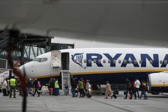 Ryanair na 12 godzin wyłącza stronę internetową i aplikację mobilną