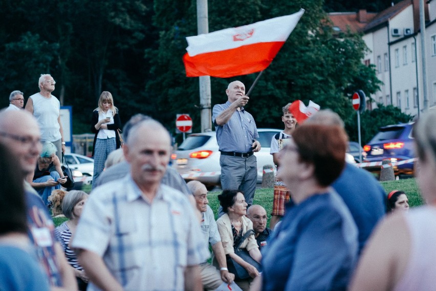 We wtorek 1 sierpnia o godzinie 21 wielu bydgoszczan zebrało...