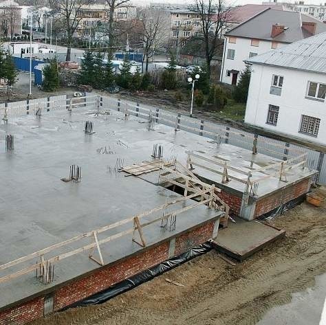 W tym roku na rozbudowę nowego skrzydła szpitala powiat niżański przeznaczy milion złotych, a kolejne 2 miliony z własnego budżetu wyłoży szpital.