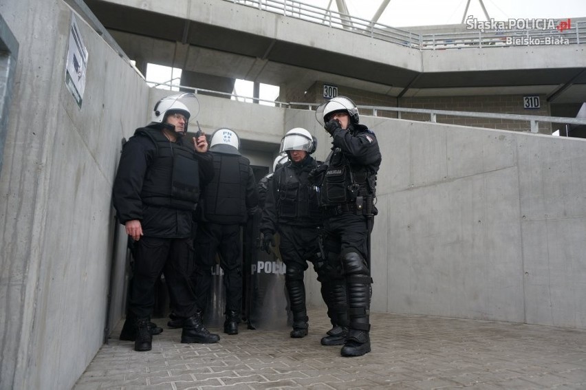 Ponad 150 policjantów w środę wzięło udział w ćwiczeniach na...