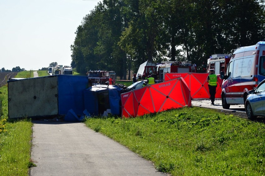Śmiertelny wypadek na DK11 pod Koszalinem