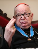 Skradziony pierścień kardynała Henryka Gulbinowicza