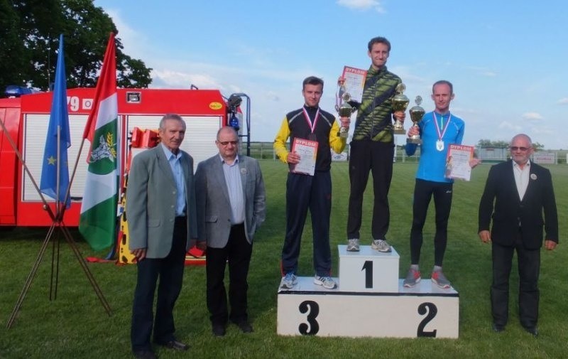 Spośród biegaczy z gminy Rudniki najlepsi byli Damian Sowa i...