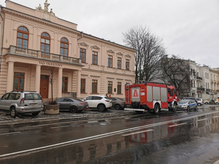 Alarm bombowy w Sądzie Okręgowym w Lublinie. Mężczyzna powiadomił o podłożonym ładunku wybuchowym