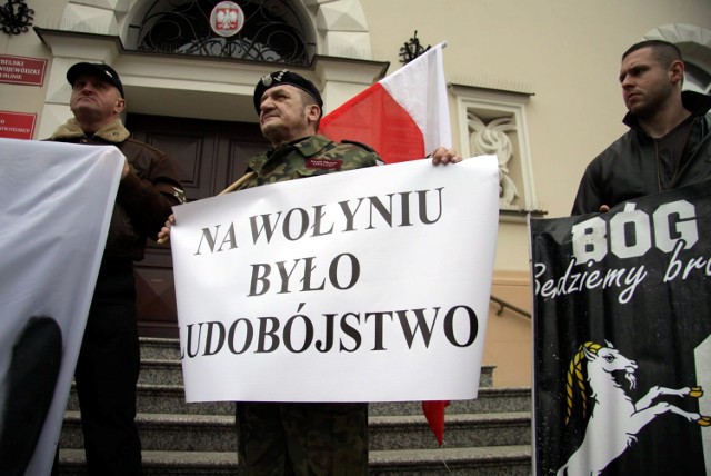 Protest w sprawie obelisku ofiar Wołynia