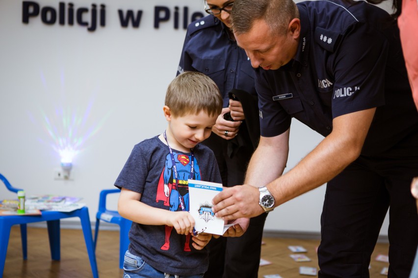 Policjanci z Piły obiecali mu pomóc w walce z rakiem. Udało...