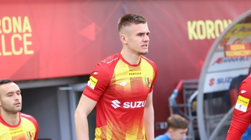 Oskar Sewerzyński z Korony Kielce do końca sezonu 2022/2023 wypożyczony do Chrobrego Głogów. Będzie też decyzja w sprawie Bartosza Śpiączki 