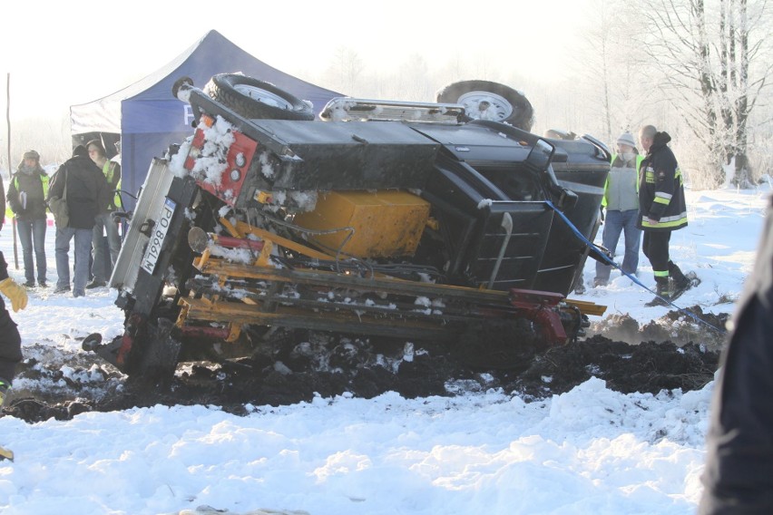 Radule. Wypadek geologów. Auto było na dnie rzeki Narew. W...