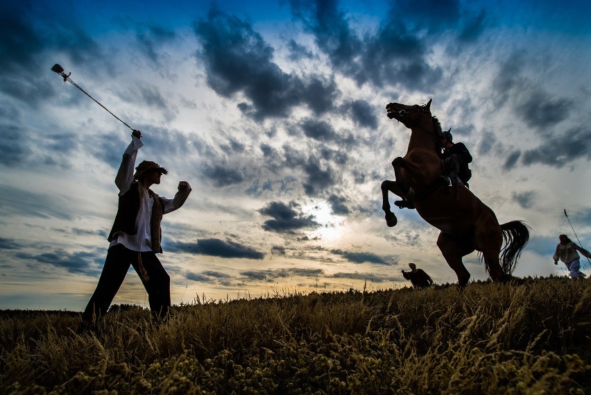 Kaszuba Remus - słowa zaklęte w baśniowych fotografiach