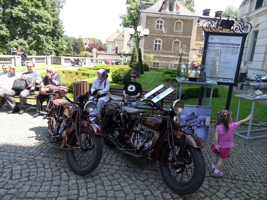 Pszczyna: wystawa motocykli na zamku