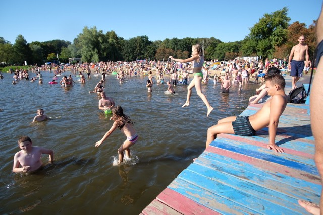 Piękna i słoneczna pogoda zachęciła poznaniaków do wyjścia z domów.