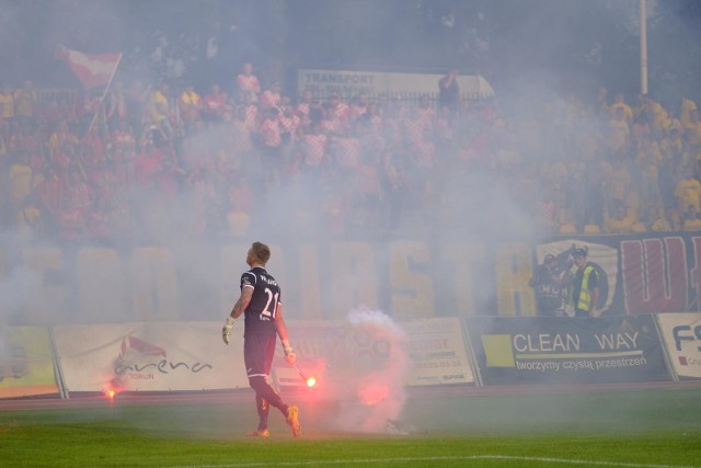 01.09.2018 torun sport pilka nozna mecz elana torun widzew lodz ii liga elana torun widzew lodz mecz sport pilka nozna kibice stadion miejski fot. grzegorz olkowski / polska press