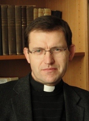 Ksiądz dr hab. Jacek Kempa, dziekan Wydziału Teologicznego Uniwersytetu Śląskiego