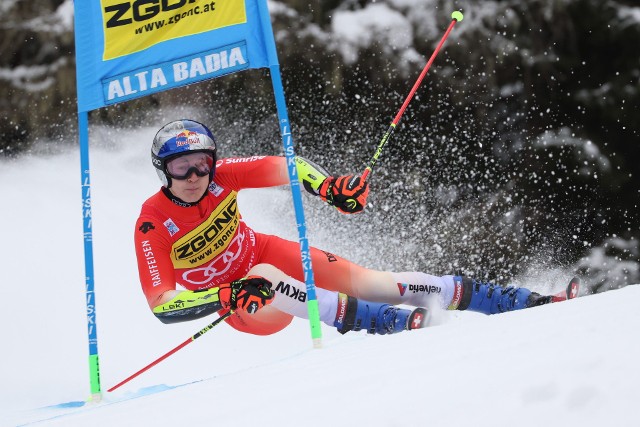 Marco Odermatt to aktualny mistrz olimpijski w slalomie gigancie