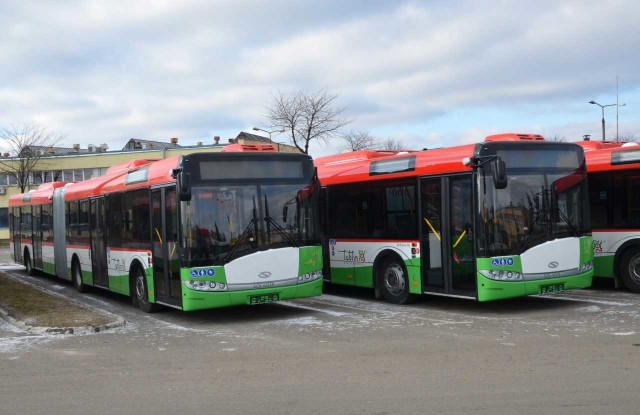 Przypomnijmy też, że w przyszłym tygodniu pasażerów będą już wozić nowe, 18-metrowe solarisy. Pierwsza partia tych autobusów już jest w Lublinie.