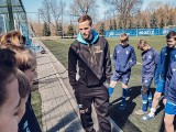 Tomasz Kędziora odwiedził w Sosnowcu chłopców z Akademii Dynama Kijów ZDJĘCIA