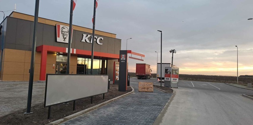 Restauracja KFC w Potoku Małym rusza w piątek, 29 grudnia. Będą promocje i kubełki za złotówkę
