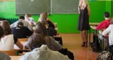Pół tysiąca nauczycieli w Łódzkiem straci pracę