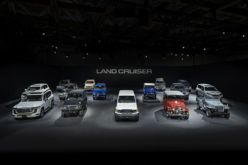 Toyota Land Cruiser to najdłużej produkowany model koncernu...