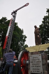 Pomnik z semaforem w Szczecinku 