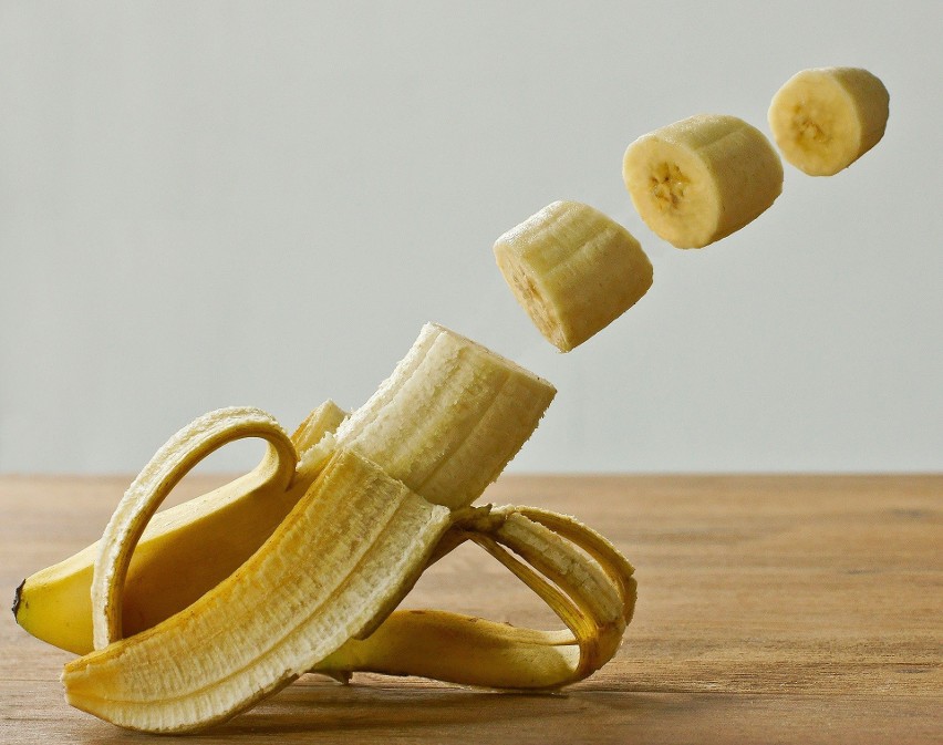 Skórka od banana zawiera wiele enzymów – antyoksydantów,...