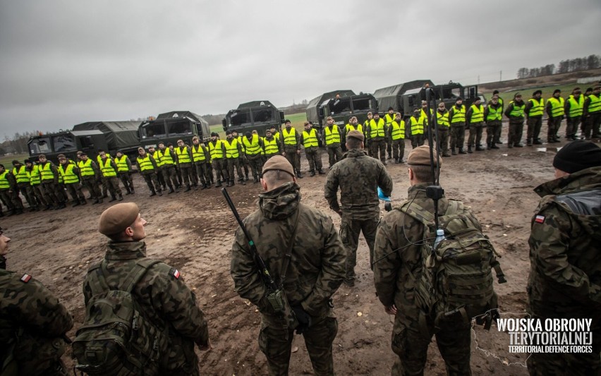 Od soboty 16 listopada żołnierze uczestniczą w szkoleniach...