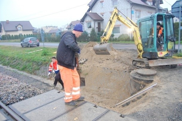 Chodnik, który został zlikwidowany, nie był przewidziany w planie remontu - tłumaczy kolej.