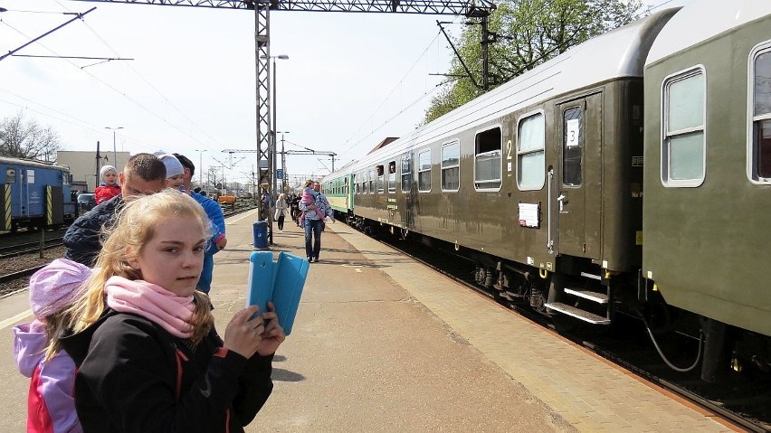 Pociąg "Piernik"  w Inowrocławiu.