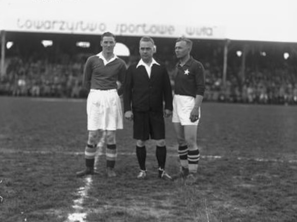 Maj 1936, mecz Wisła Kraków - Chelsea Londyn rozegrany z...