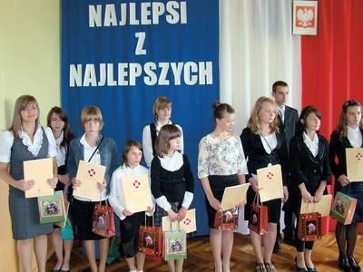 Duma nauczycieli, rodziców i gminy Fot. Zbigniew Wojtiuk