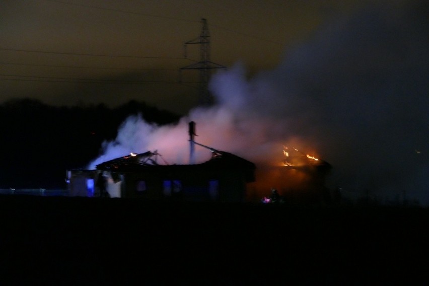 W środowy wieczór w Niekłonicach doszło do pożaru domu...