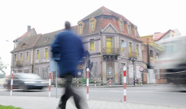 Dawna restauracja i hotel Mozaika stanowiły dotąd wstydliwą plamę na mapie Sulechowa. Teraz pojawiła się nadzieja na zmiany. Oby jak najszybsze.