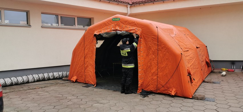 Koronawirus w Polsce. Szpital w Drawsku Pomorskim wprowadził zaostrzone środki bezpieczeństwa [ZDJĘCIA]