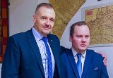 Maciej Oksztulski z UwB to pierwszy w Polsce niemówiący autysta, który obronił rozprawę doktorską!