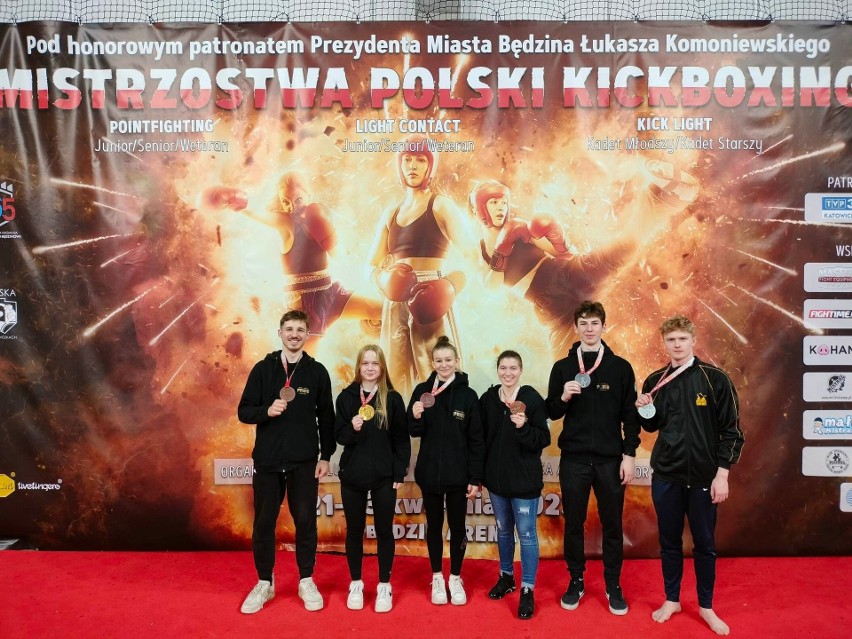 Wielicko-Gdowska Szkoła Walki Prime. Siedem medali 8-osobowej ekipy w mistrzostwach Polski w kickboxingu. Zobaczcie zdjęcia