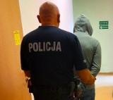 Hurtownia narkotyków w szafie. Policjanci z Kościerzyny znaleźli i zabezpieczyli ponad 600 porcji amfetaminy i marihuany
