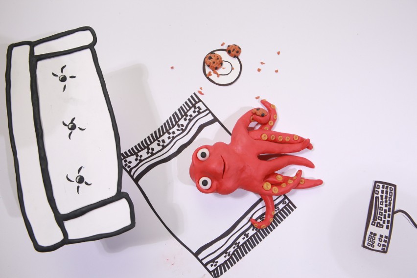 „Ręce, które lepią” z humorem ośmiornicę Barbarę MCK Bydgoszcz, ilustrują też plasteliną muzykę bydgoskiego tria Ala Kryształ 