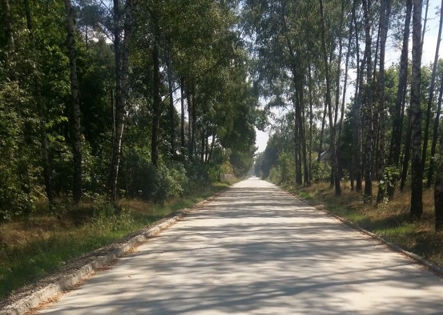 Prace nad drogą w Anielinie w gminie Garbatka-Letnisko trwają już od czerwca i idą zgodnie z planem.