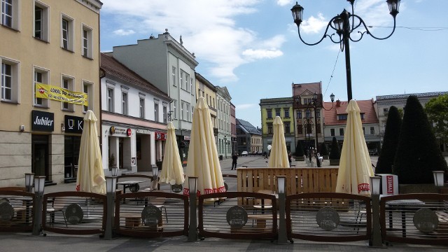 Puby w Rybniku nie wszystkie otwarte. Właściciele nie otwierają też ogródków letnich bo czynsz za drogi w czasie pandemii