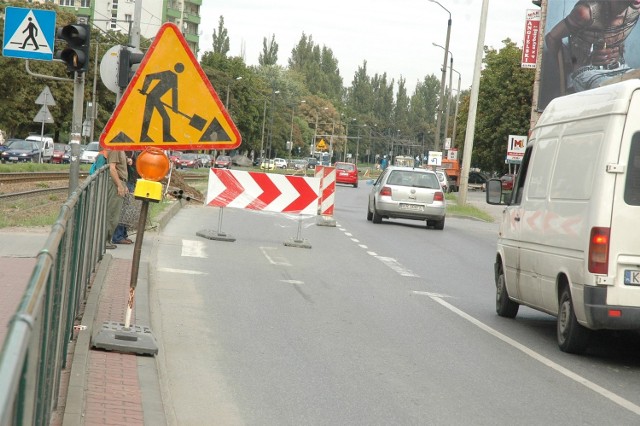 Uwaga na zamknięcia ulic i chodników/ Zdjęcie ilustracyjne